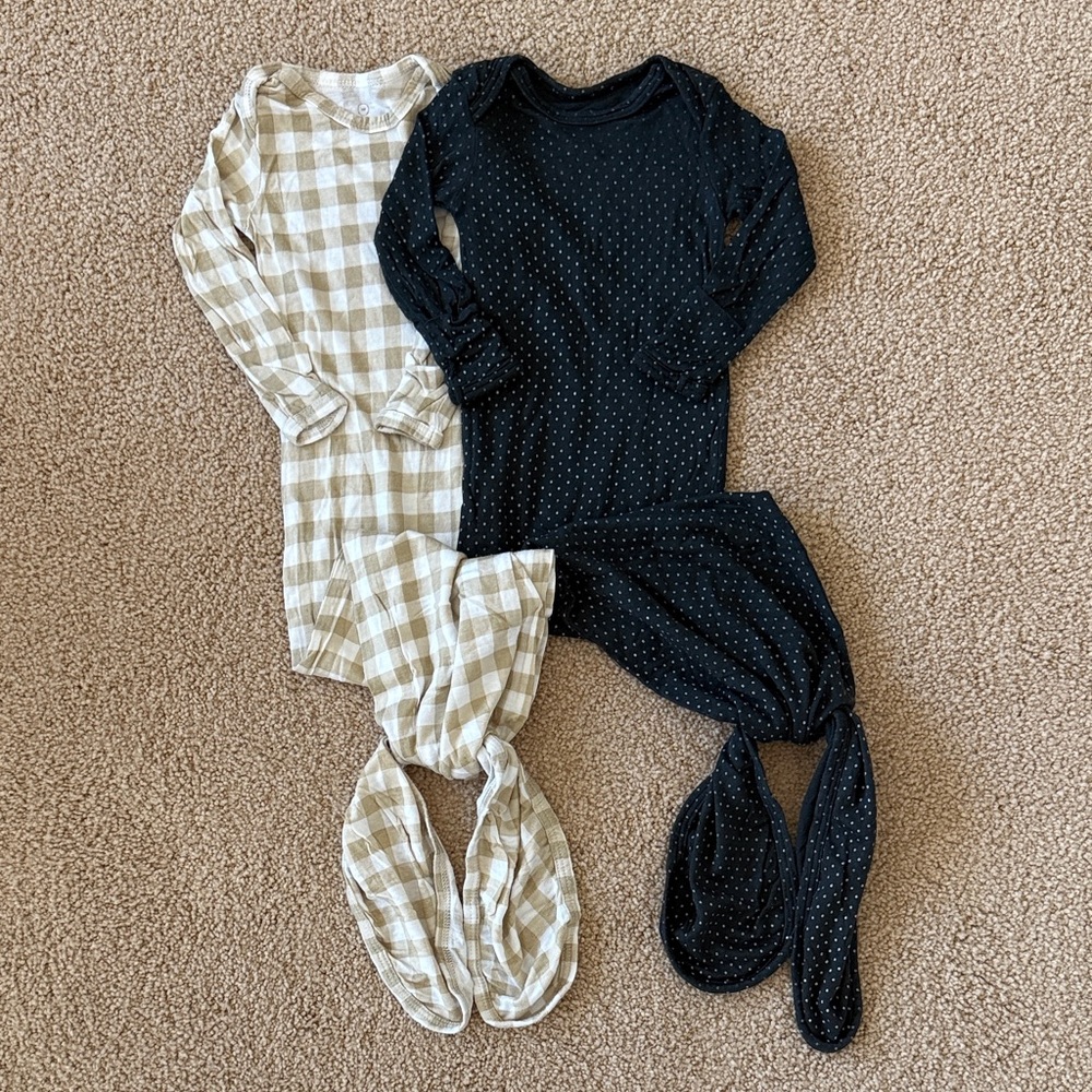 Solly Baby knotted gown bundle
